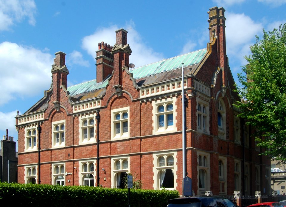 Hove Club, 28 Fourth Avenue, Hove (NHLE Code 1205450) (May 2020) (3)