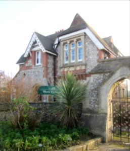 Hove Cemetery Lodge, Old Shoreham Road, Hove (December 2016) (3)