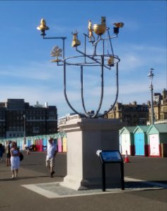 Hove Plinth, King's Esplanade, Hove (September 2019) (1)