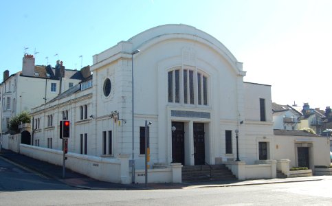 Hove Hebrew Congregation Synagogue, Holland Road, Hove (September 2018) (2)