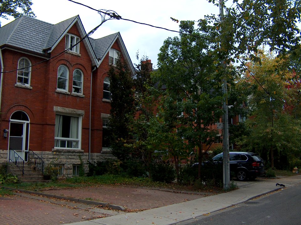 Howland Avenue 26 20171011