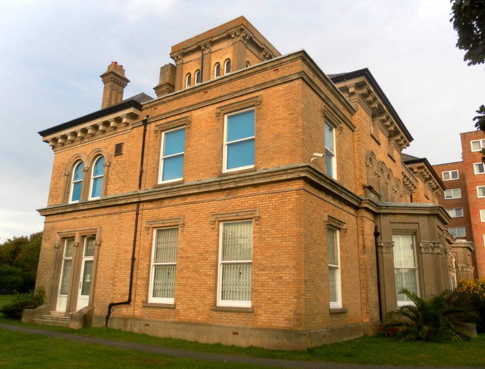 Hove Museum & Art Gallery, New Church Road, Hove (September 2012) (1)