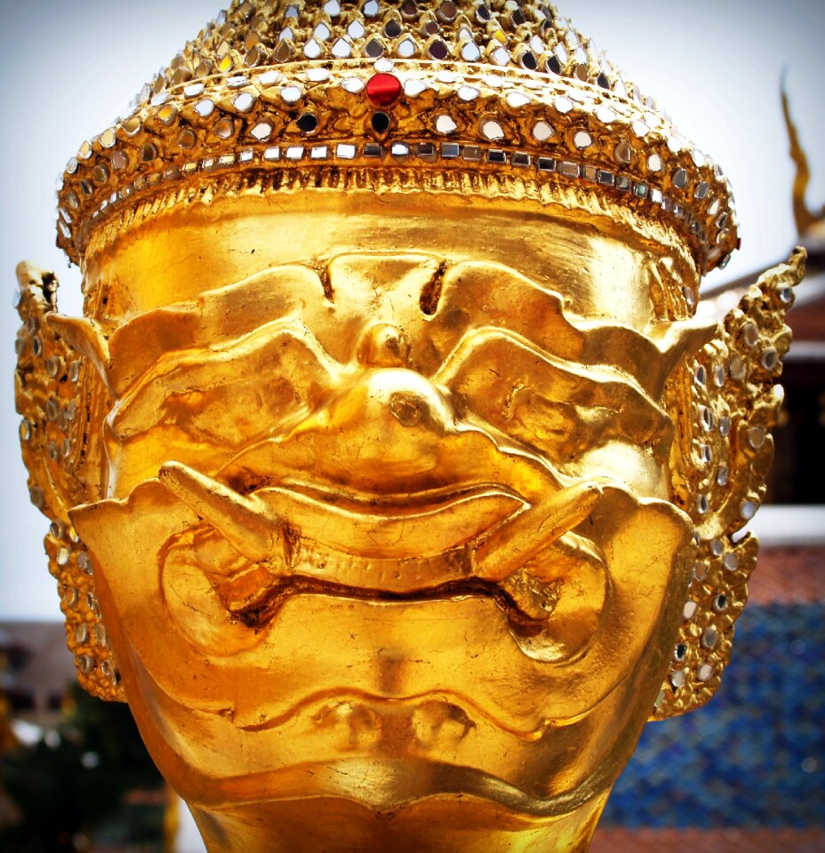 Sculpture ravana guard