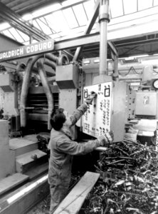HUA-171764-Afbeelding van de schaafmachine van de bovenbouwwerkplaats van de N.S. aan de 2e Daalsedijk te Utrecht