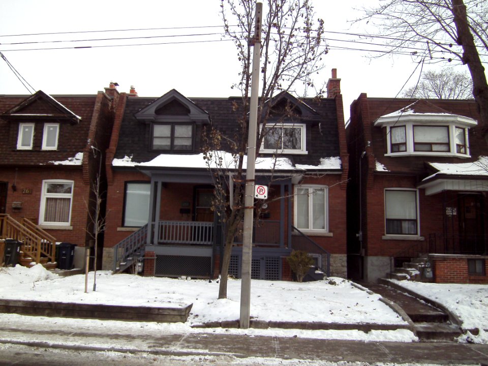 Howland 257 259
