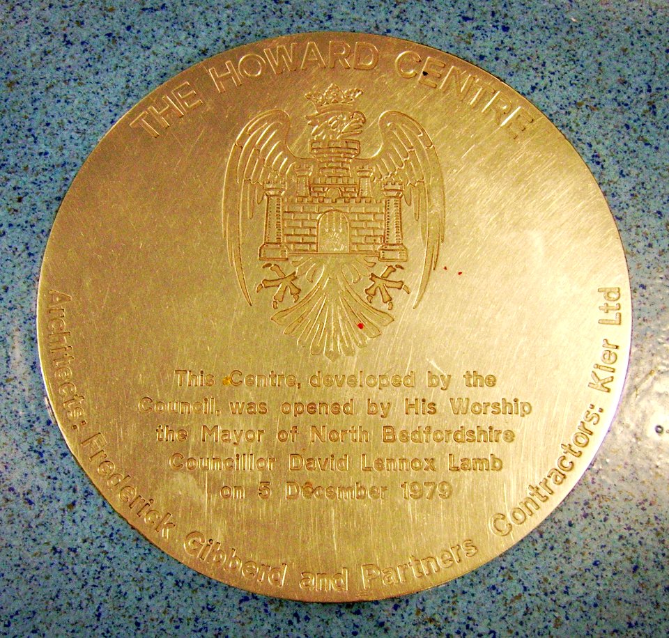 HowardCentrePlaque
