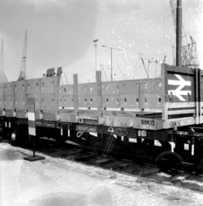 HUA-171690-Afbeelding van de Britse "Liner Train" (Freightliner) na aankomst bij de Stuwadoorsmaatschappij Müller-Progress in de Beatrixhaven te Rotterdam