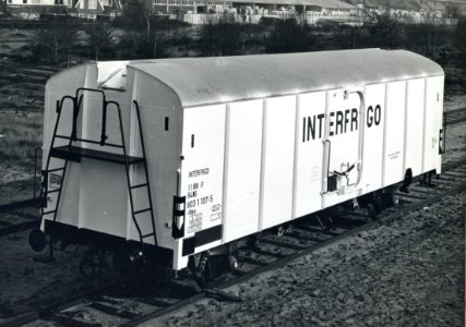 HUA-170924-Afbeelding van de koelwagen nr. 11 84 803 1 107-5(type Ibes) van N.S. - Interfrigo op het terrein van de Hoofdwerkplaats te Amersfoort
