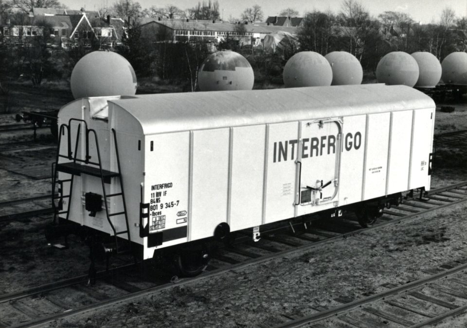 HUA-170921-Afbeelding van de koelwagen nr. 11 84 801 9 345-7 (type Ibces) van N.S. - Interfrigo op het terrein van de Hoofdwerkplaats te Amersfoort