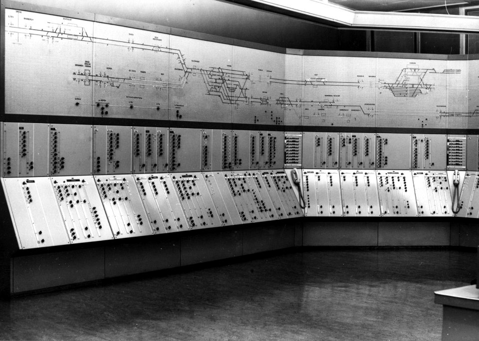 HUA-159779-Interieur van de Centrale Schakelpost (Csp) van de N.S. te Utrecht