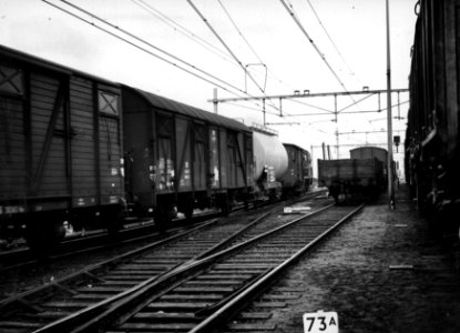 HUA-159867-Afbeelding van goederenwagens op het emplacement van de NS te Nijmegen
