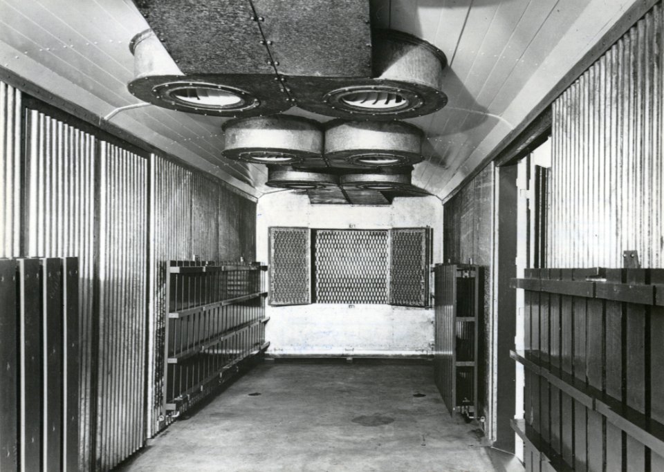 HUA-170953-Interieur van een koelwagen van N.S