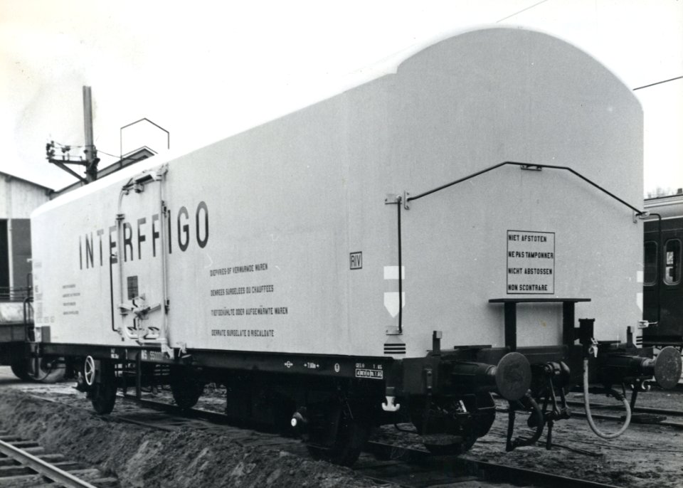 HUA-170929-Afbeelding van de koelwagen nr. NS 55001 van N.S. - Interfrigo op het terrein van Werkspoor te Utrecht