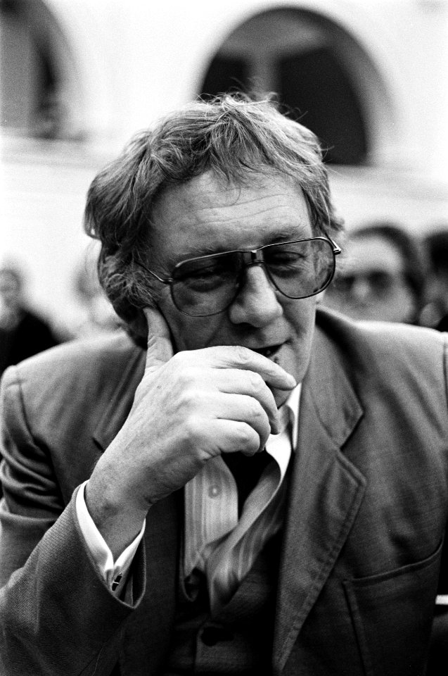 Hugo Claus, Bestanddeelnr 930-5932