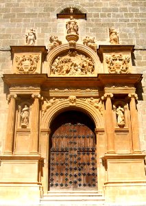 Huete - Iglesia y Convento de Jesus y Maria 1