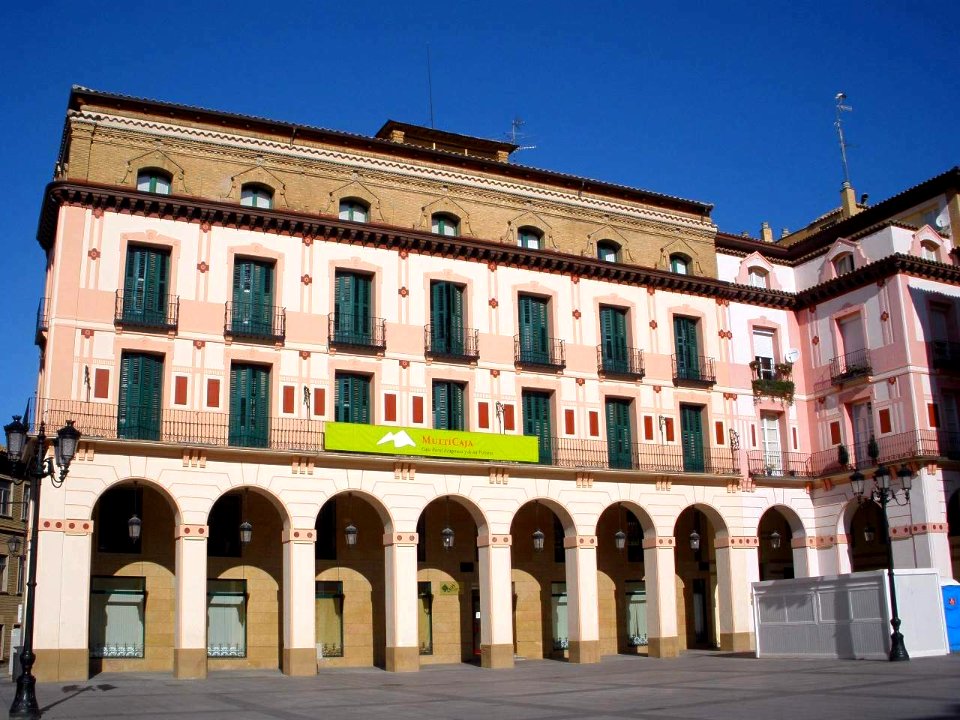 Huesca - Plaza Luis López Allué 1