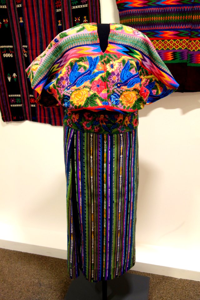 Huipil, skirt, and belt, Kaqchikel Maya, San Antonio Aguas Calientes, late 20th century, cotton and synthetic - Textile Museum of Canada - DSC01279