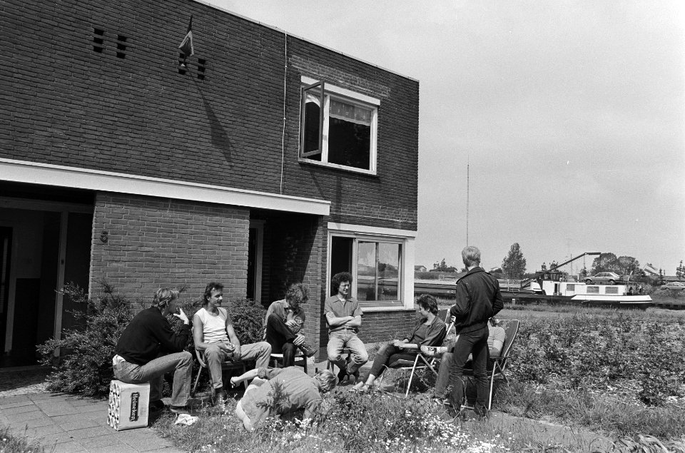 Huis gekraakt op eilandje Nieuwe Diep, Bestanddeelnr 933-3383