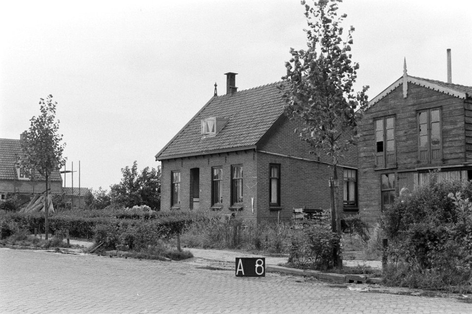 Huis in Roelofarendsveen (ruilverkaveling Alkemade), Bestanddeelnr 170-2477