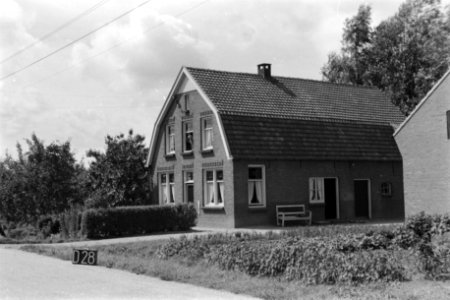 Huis bij Dreumel (ruilverkaveling Land van Maas en Waal), Bestanddeelnr 170-2242
