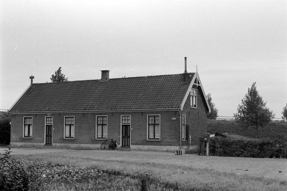 Huis bij A (ruilverkaveling Roelofarendsveen), Bestanddeelnr 170-2482