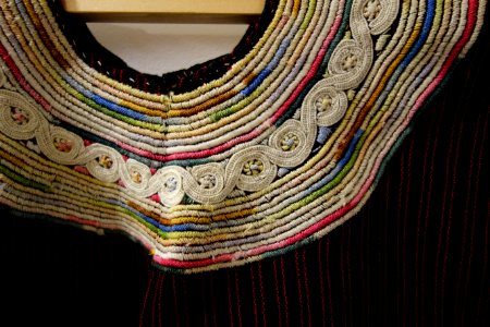 Huipil, K'iche' Maya, Joyabaj, mid 20th century, view 2, cotton - Textile Museum of Canada - DSC01124