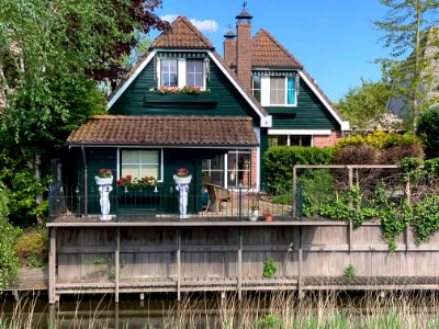 Huis aan de Geniedijk en aan de Waterwolf foto 3