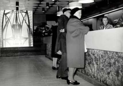 HUA-169324-Interieur van het N.S.-station Rotterdam C.S. te Rotterdam- inlichtingenbureau