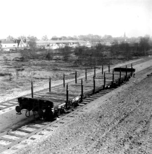 HUA-167473-Afbeelding van de rongenwagen 3184 391 0 010-4 (type Rs) van de N.S. op het terrein van de Hoofdwerkplaats (wagenwerkplaats) van de N.S. te Amersfoort