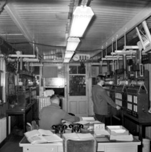 HUA-166376-Interieur van het (oude) seinhuis Post T onder de kap van het N.S.-station Utrecht C.S. te Utrecht