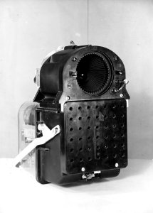 HUA-169464-Afbeelding van de kleurenwisselaar van een Amerikaans daglichtsein (sein van de General Railway Signal Company te Rochester NY, type SC)