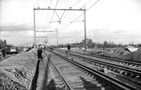 HUA-165756-Afbeelding van de werkzaamheden ten behoeve van de baanverzwaring ter hoogte van Oudewater