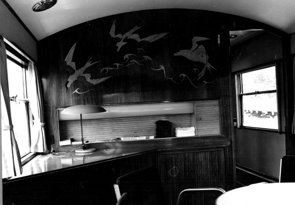 HUA-152353-Interieur van de salon in de NS 20 (VIP-car, "Kameel") van de N.S