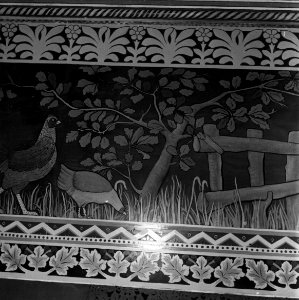 HUA-153759-Detail van de wandschilderingen "Fabel van de vos, de haan en de kippen" in de Koninklijke wachtkamer van het N.S.-station Amsterdam C.S. te Amsterdam