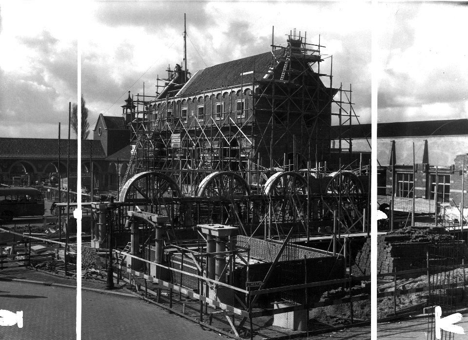 HUA-164019-Gezicht op het in aanbouw zijnde N.S.-station 's-Hertogenbosch te 's-Hertogenbosch