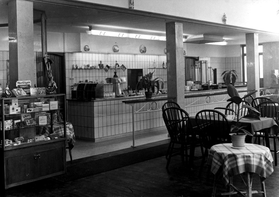 HUA-153736-Interieur van het N.S.-station Vlissingen te Vlissingen- restauratie