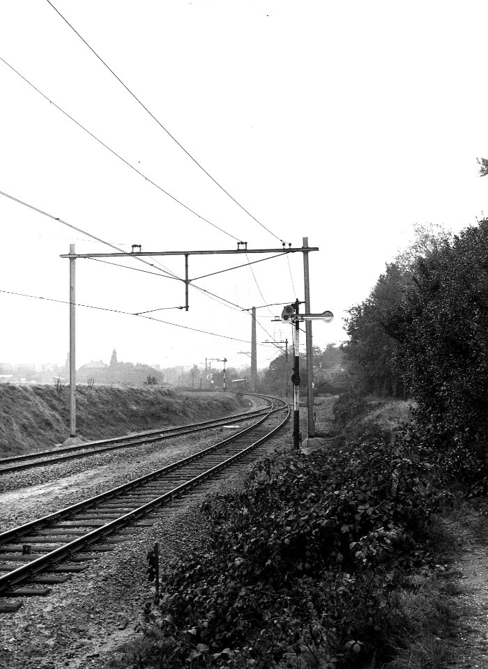 HUA-164108-Gezicht op het uitrijsein aan de noordzijde van het N.S.-station Soest te Soest