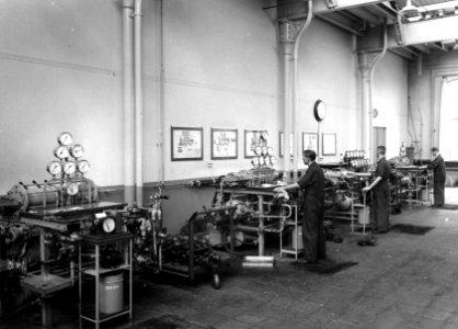 HUA-164077-Interieur van de centrale werkplaats van de N.S. te Tilburg- remafdeling