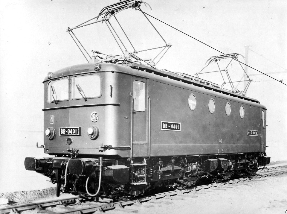 HUA-163821-Afbeelding van de electrische locomotief nr BB 0401 van de SNCF die model heeft gestaan voor de ontwikkeling van de electrische locomotieven serie 110
