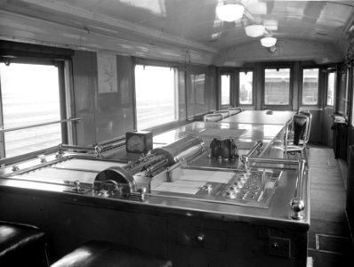 HUA-163820-Interieur van de Voiture d Expériences meetwagen van de SNCF te Zutphen NB Deze meetwagen van de Franse spoorwegen werd in de naoorlogse jaren regelma