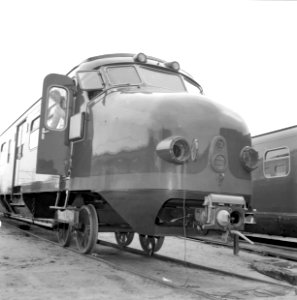 HUA-159419-Afbeelding van de Bk-bak van het in aanbouw zijnde electrische treinstel nr. 729 (plan F, mat. 1954) voor de N.S. bij de Wagon- en Bruggenfabriek Werkspoor N.V. te Utrecht