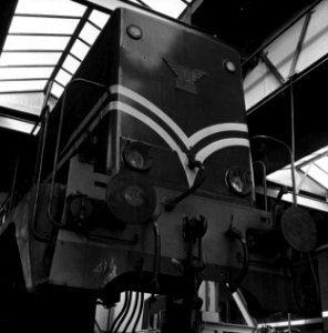 HUA-159356-Afbeelding van de diesel-electrische locomotief nr. 2248 (serie 2200-2300) van de N.S. in de lijnwerkplaats Watergraafsmeer te Amsterdam