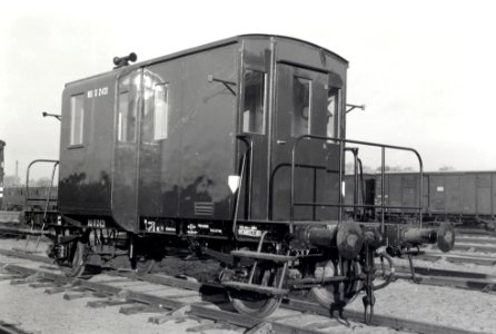 HUA-167395-Afbeelding van de bagagewagen NS D 2431 (Dg, serie 2421-2470) van de N.S. te Amersfoort