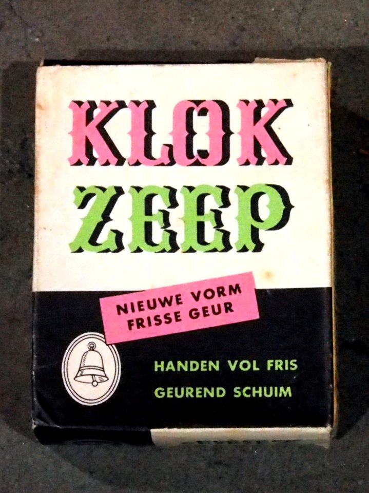 Household products, Klok zeep pic3