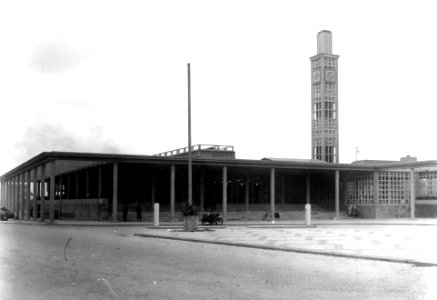 HUA-166836-Gezicht op het nieuwe N.S.-station Enschede te Enschede