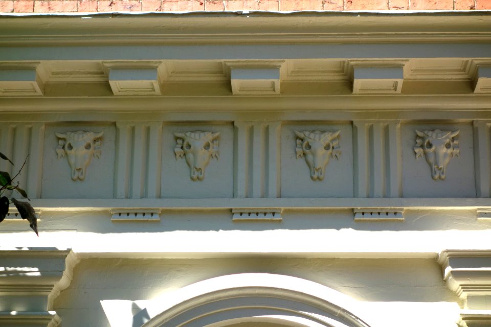 Holden Chapel detail - Harvard University - DSC04682