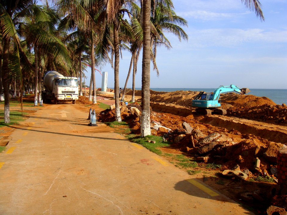 Holiday Beach undergoing reinforcements - 01