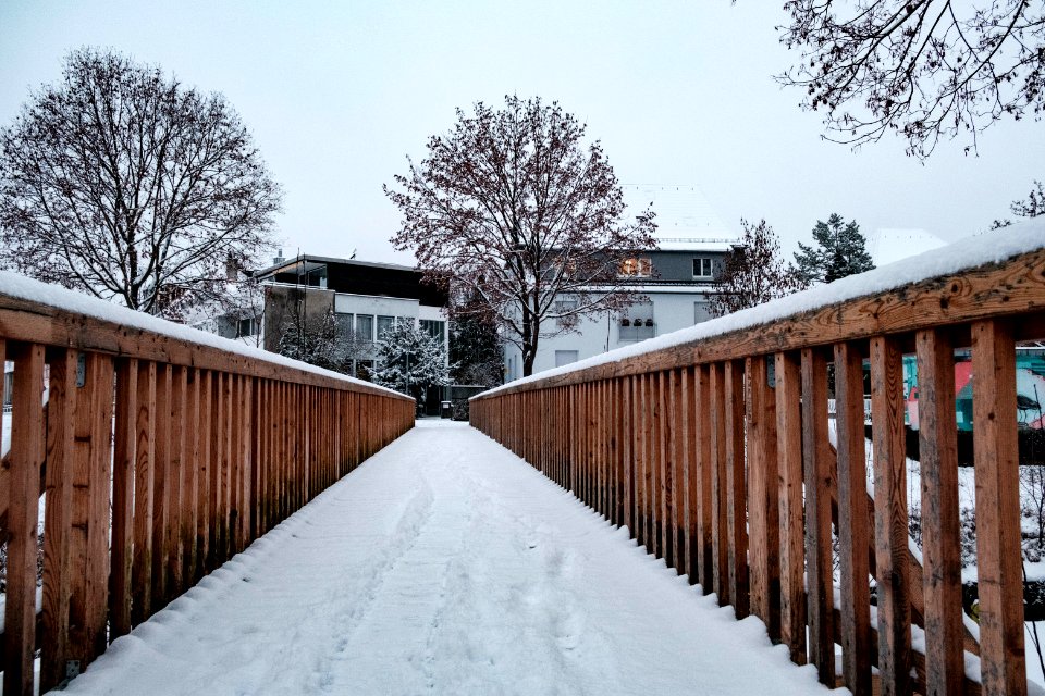 Holzbrücke-Steinlach-mit-Schnee-1