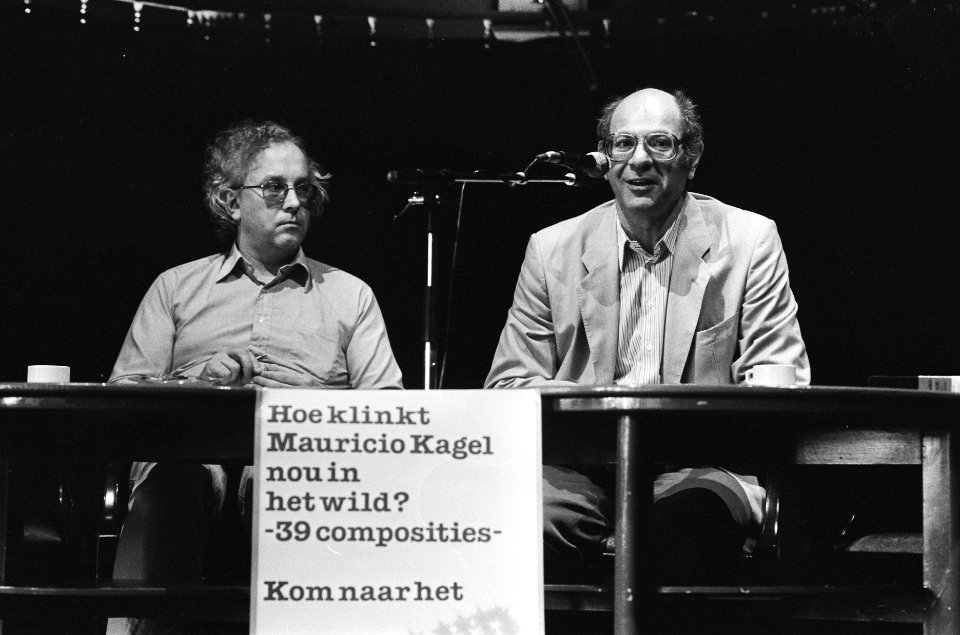 Holland Festival , persconferentie Frans de Ruiter (dir. Holland Festival ) (l), Bestanddeelnr 933-3391