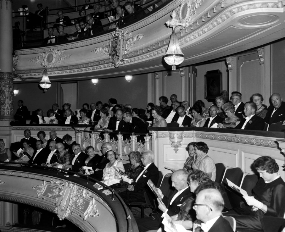 Holland Festival opening Stadsschouwburg, overzicht loge, Bestanddeelnr 915-2635